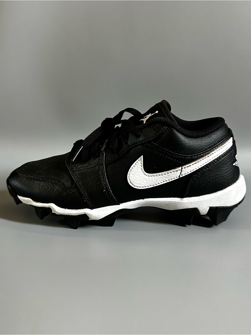 Nike Air Jordan 1 Low Cleats Black White Football Baseball HF6885-001 Size 5Y